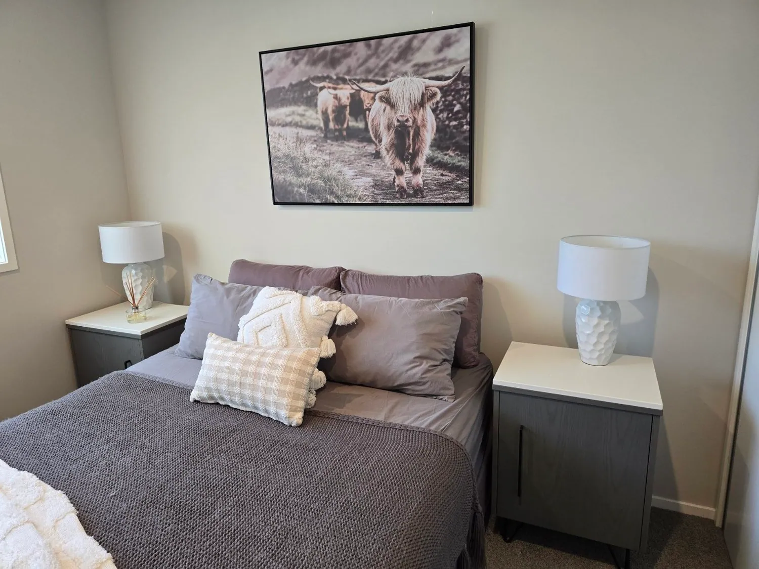 Residential bedside table – Kerikeri
